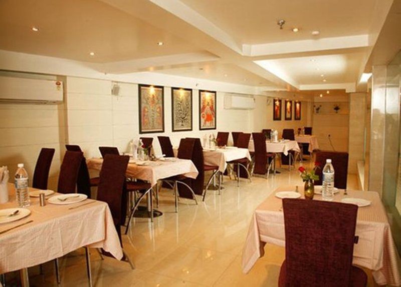 Hotel Palm Do'R - 02 Mins From New Delhi Railway Station Exterior photo